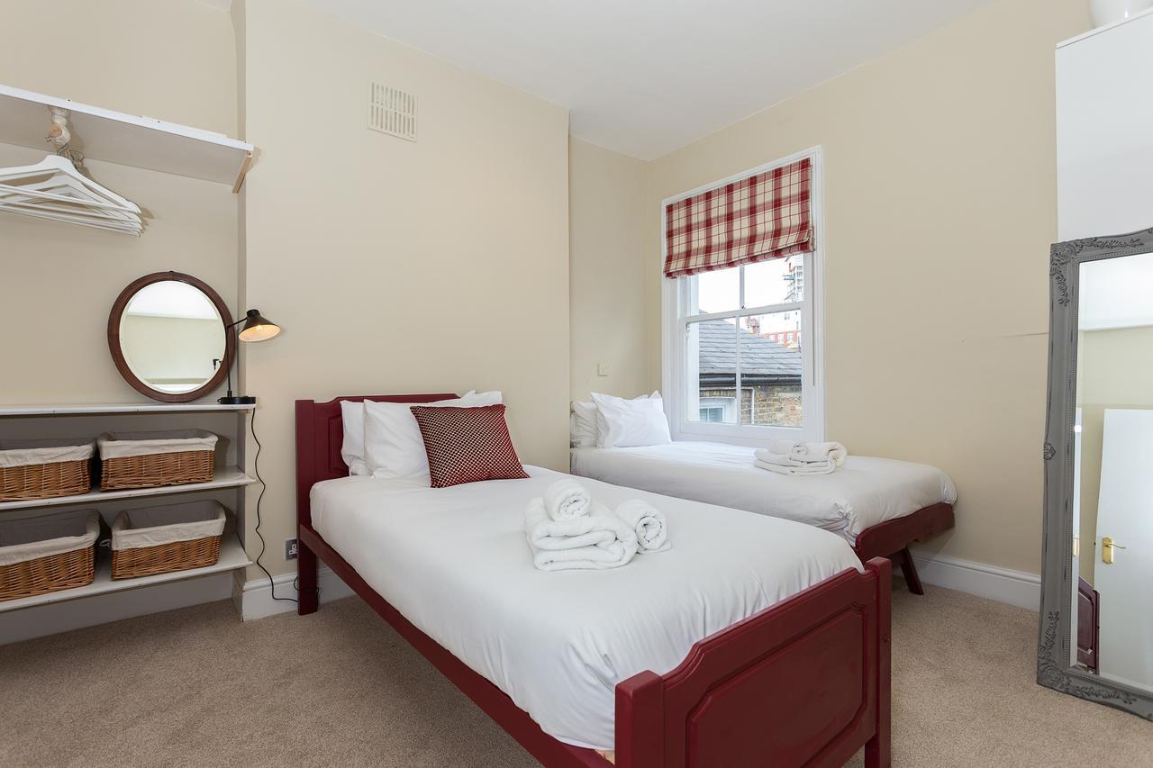 لندن Quaint 2 Bedroom Flat - 9 Minutes Walk To Vauxhall Tube المظهر الخارجي الصورة
